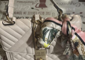 Ventes des accessoires et habits avec chaussures
